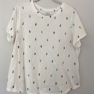 Women's Old Navy White Graphic T-shirt XL